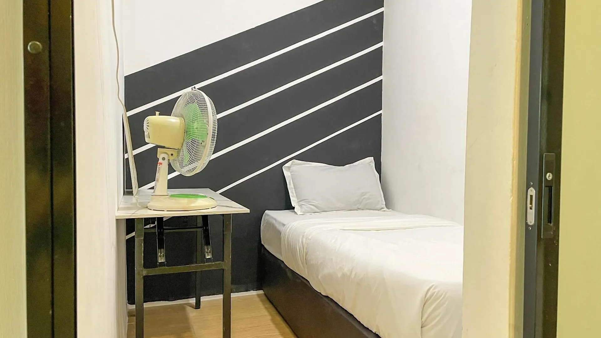 Hush Inn At Itcc Manhattan Suites Kota Kinabalu Apartment