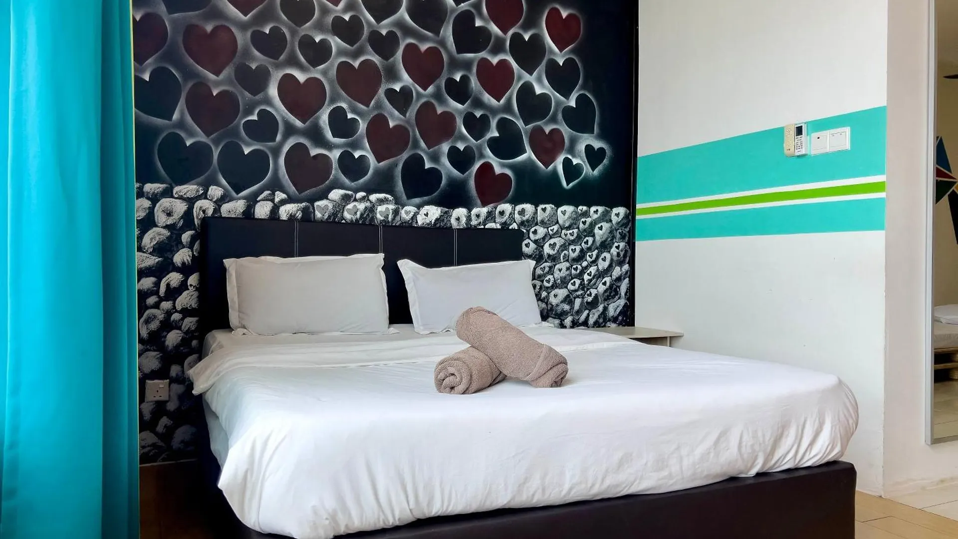 Hush Inn At Itcc Manhattan Suites Kota Kinabalu Malaysia