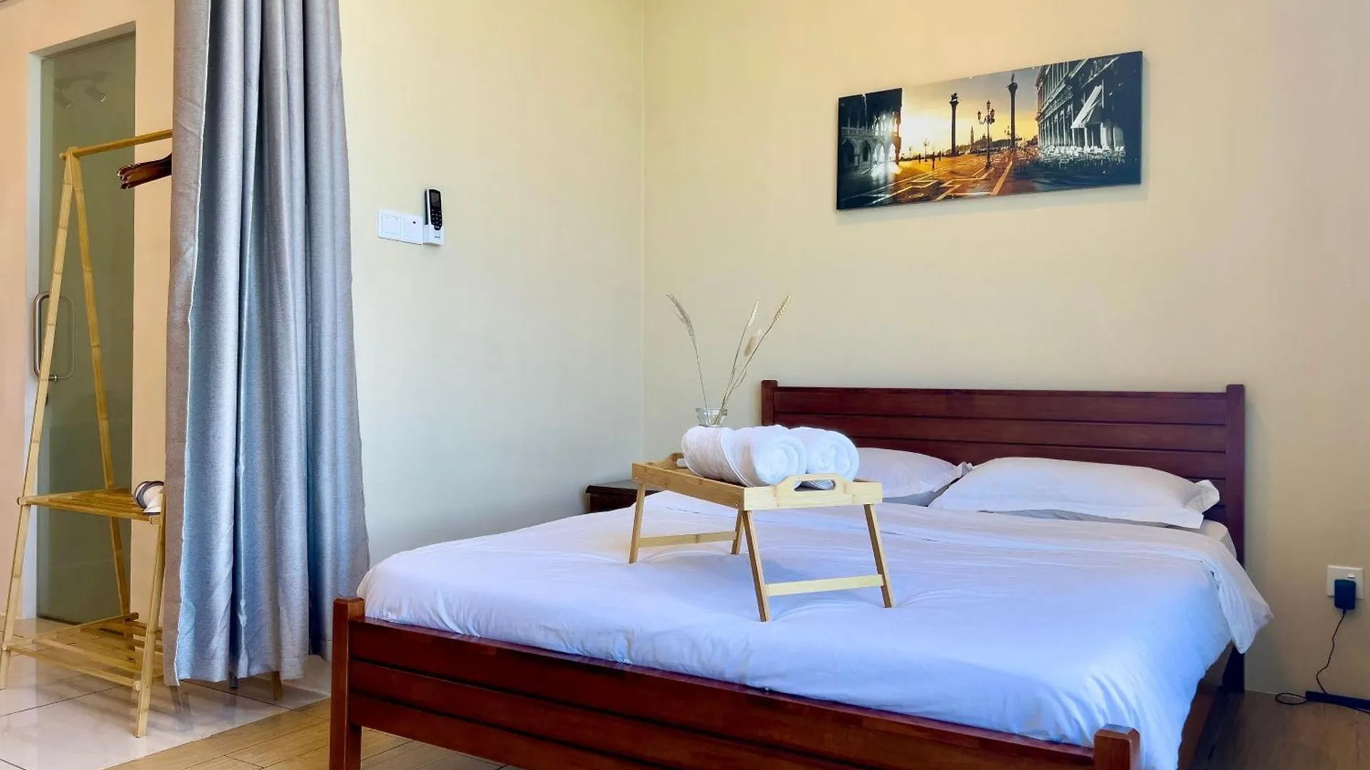 Hush Inn At Itcc Manhattan Suites Kota Kinabalu